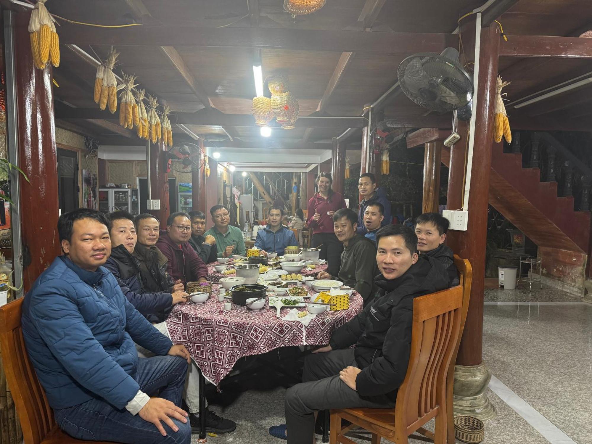 Minh Ngoc Homestay Dien Bien Phu Ban Hin Lom Eksteriør bilde
