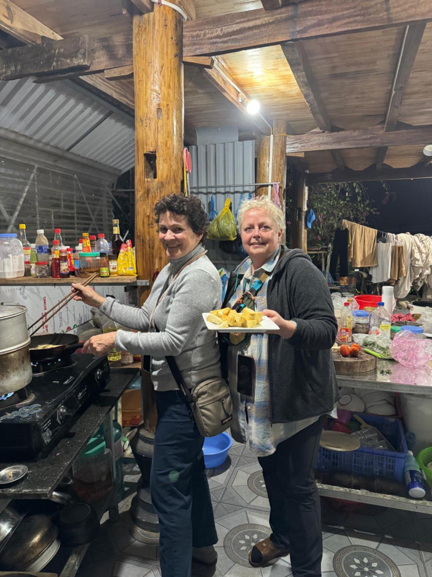 Minh Ngoc Homestay Dien Bien Phu Ban Hin Lom Eksteriør bilde
