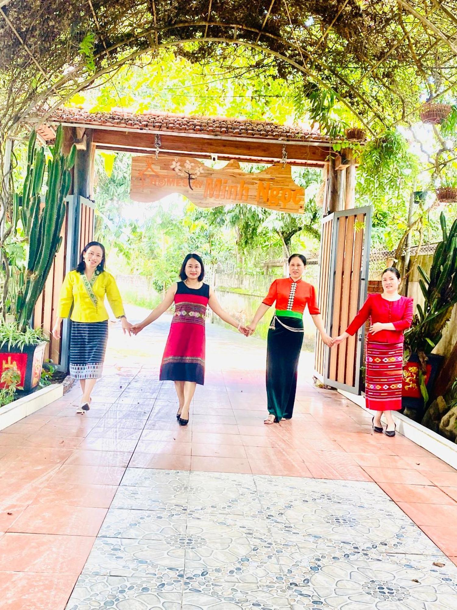 Minh Ngoc Homestay Dien Bien Phu Ban Hin Lom Eksteriør bilde